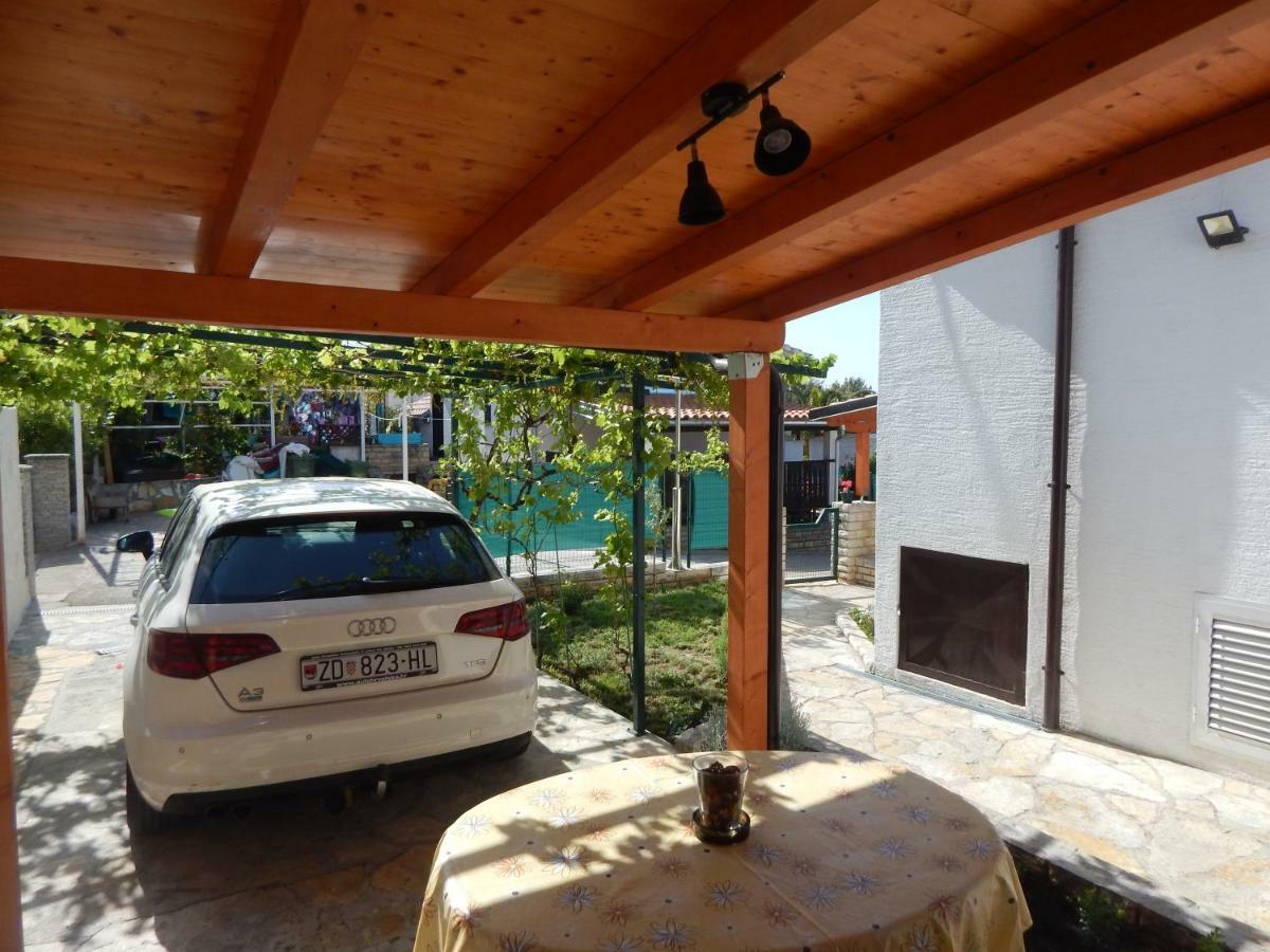 Apartman Duje Petrcane Exteriör bild